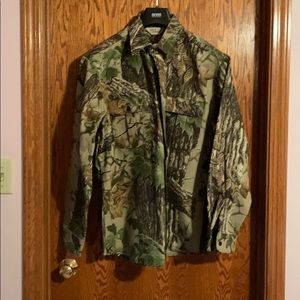 Walls brand men’s cotton hunting shirt/jacket
